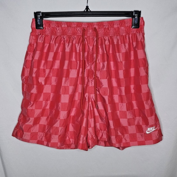 Men Nike FN3098 Club Flow Shorts University Red Drawstring Pockets Check Nylon M - Picture 2 of 9
